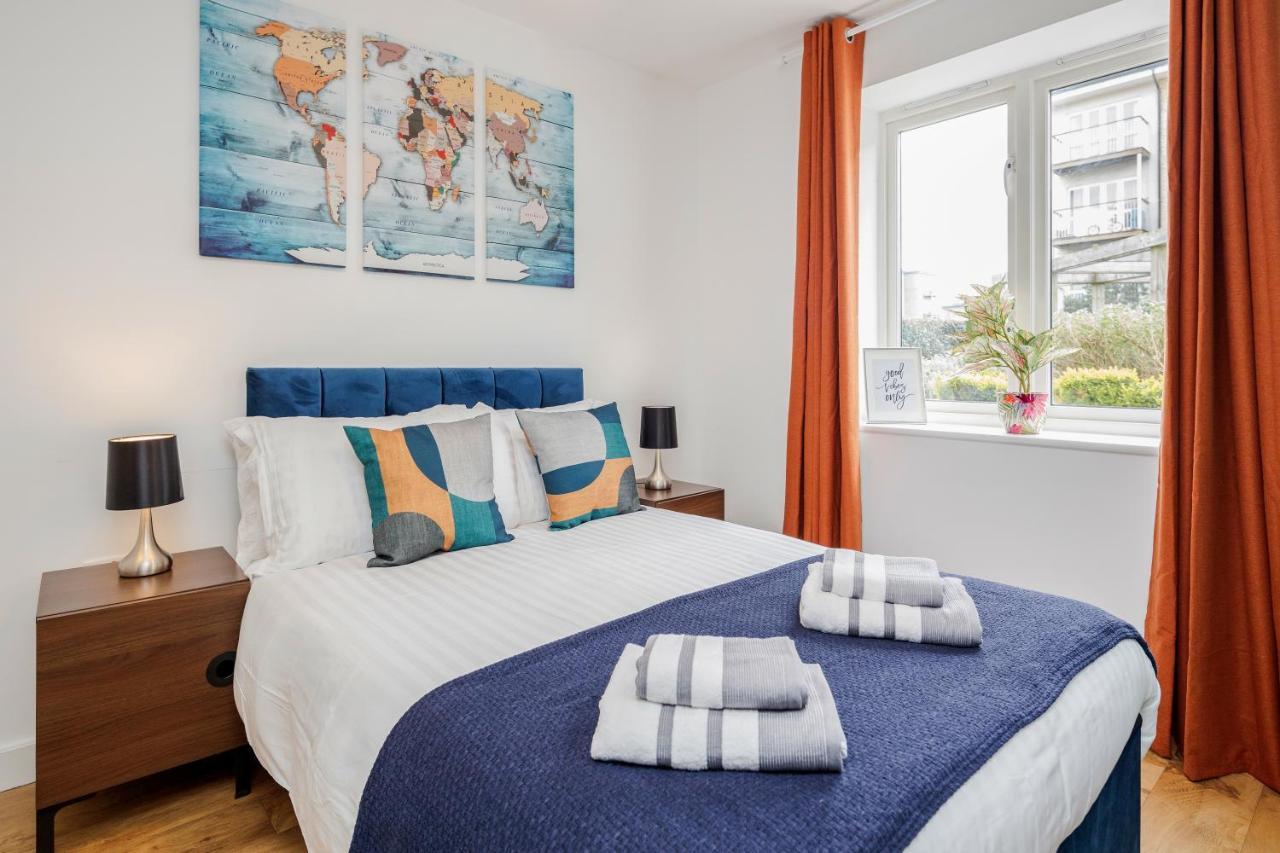 King Bed Manhattan Close To London Heathrow West Drayton  Exteriör bild
